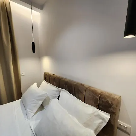 Sea Front Villa بيت ضيافة 3*