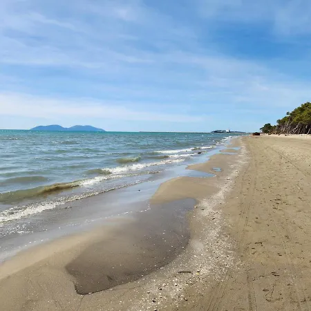 Sea Front ゲストハウス 3*