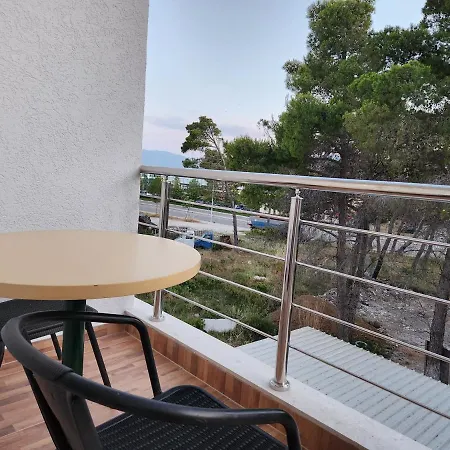 ゲストハウス Sea Front Vlorë